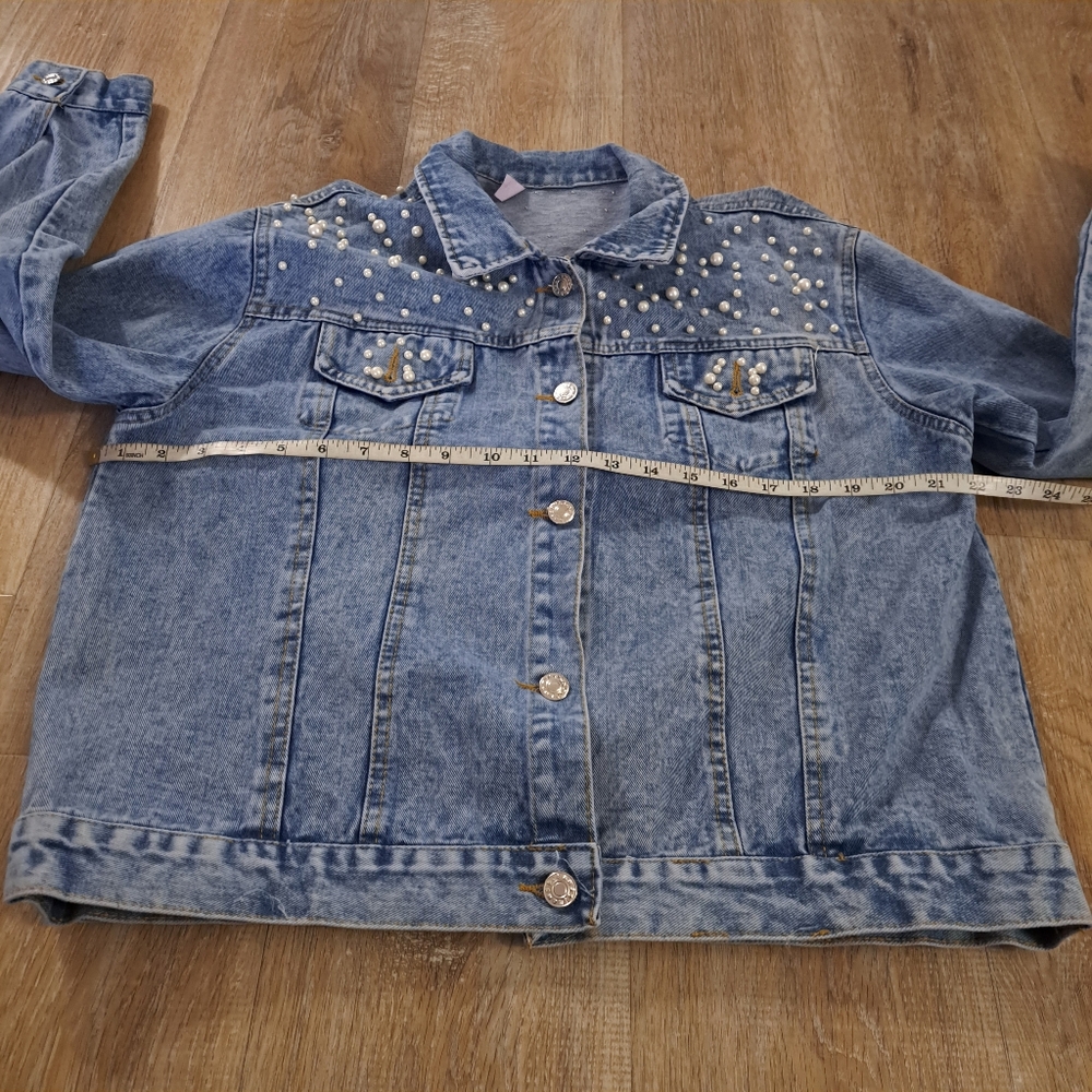 Blue Denim Jacket White Pearl Studs Women's Jacket NWOT - Picture 3 of 12